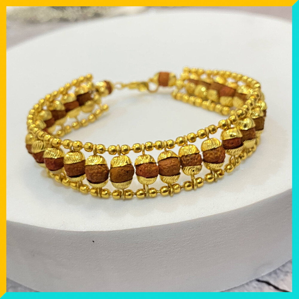 Buy 5 Mukhi Rudraksha Pendant Om Shree Design With Rudraksha Mala/chain  Online in India - Etsy | Gold pendants for men, Rudraksha jewelry, Gold  chains for men